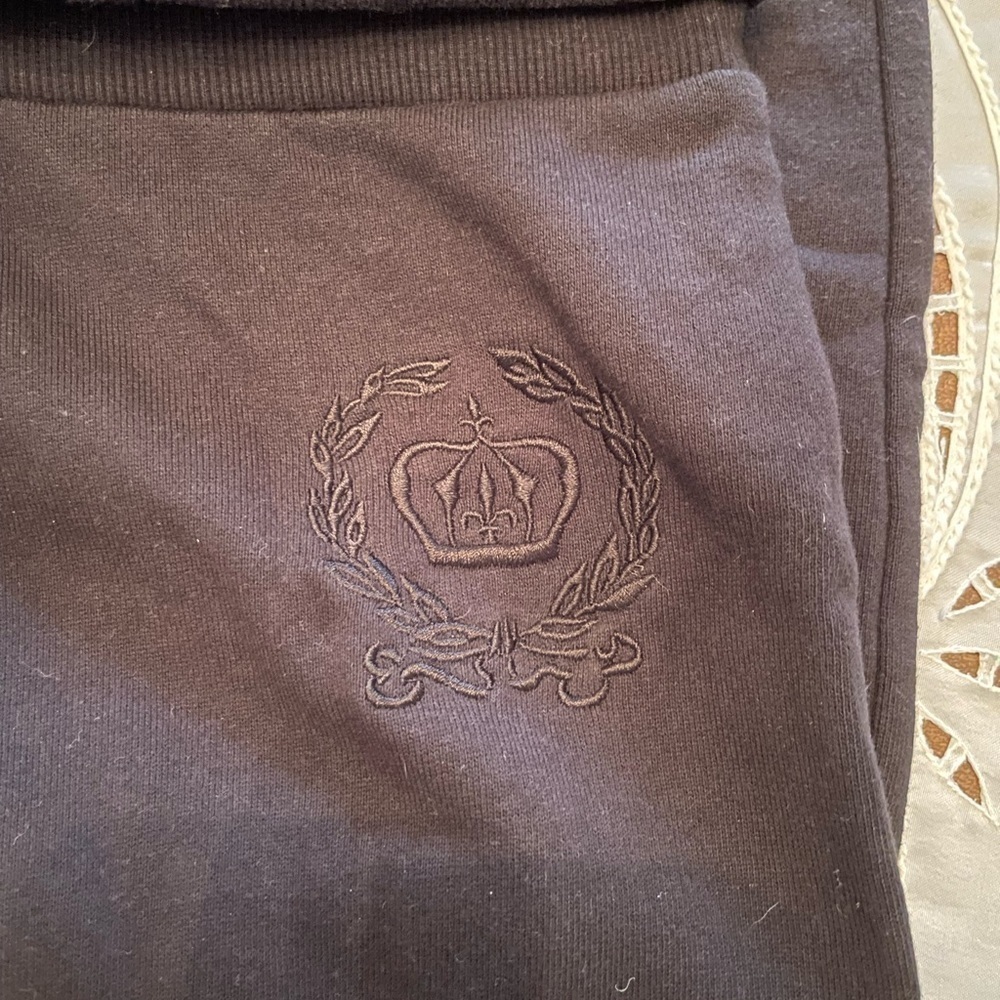 Black Cropped Baggy Sweatpants - Picture 4 of 8